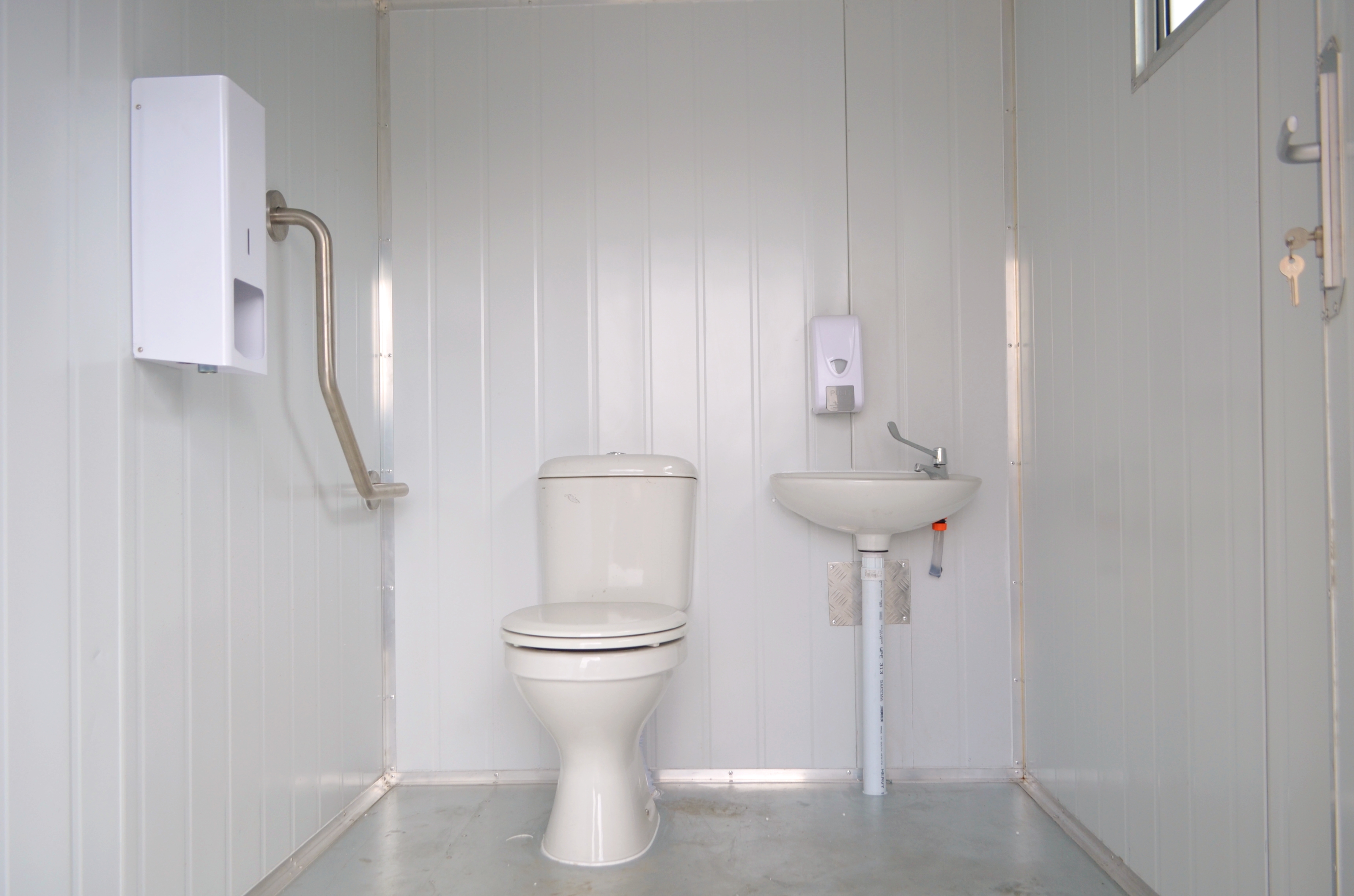 VIP Paraplegic Toilet thumbnail 4